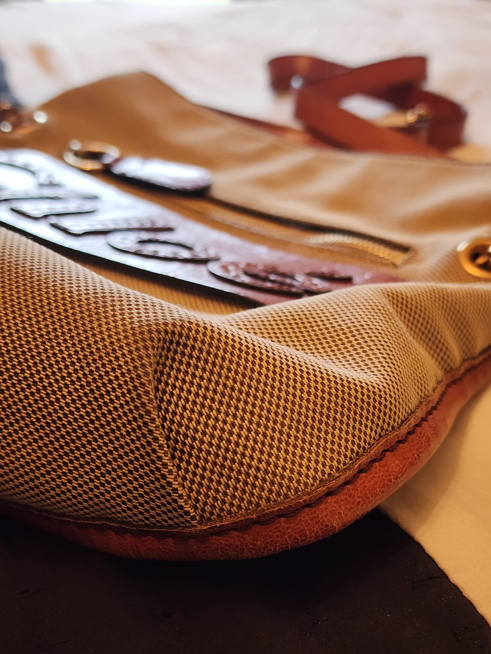 Chloe Beige Canvas and Brown Leather Crossbody Bag - Picture 4 of 13